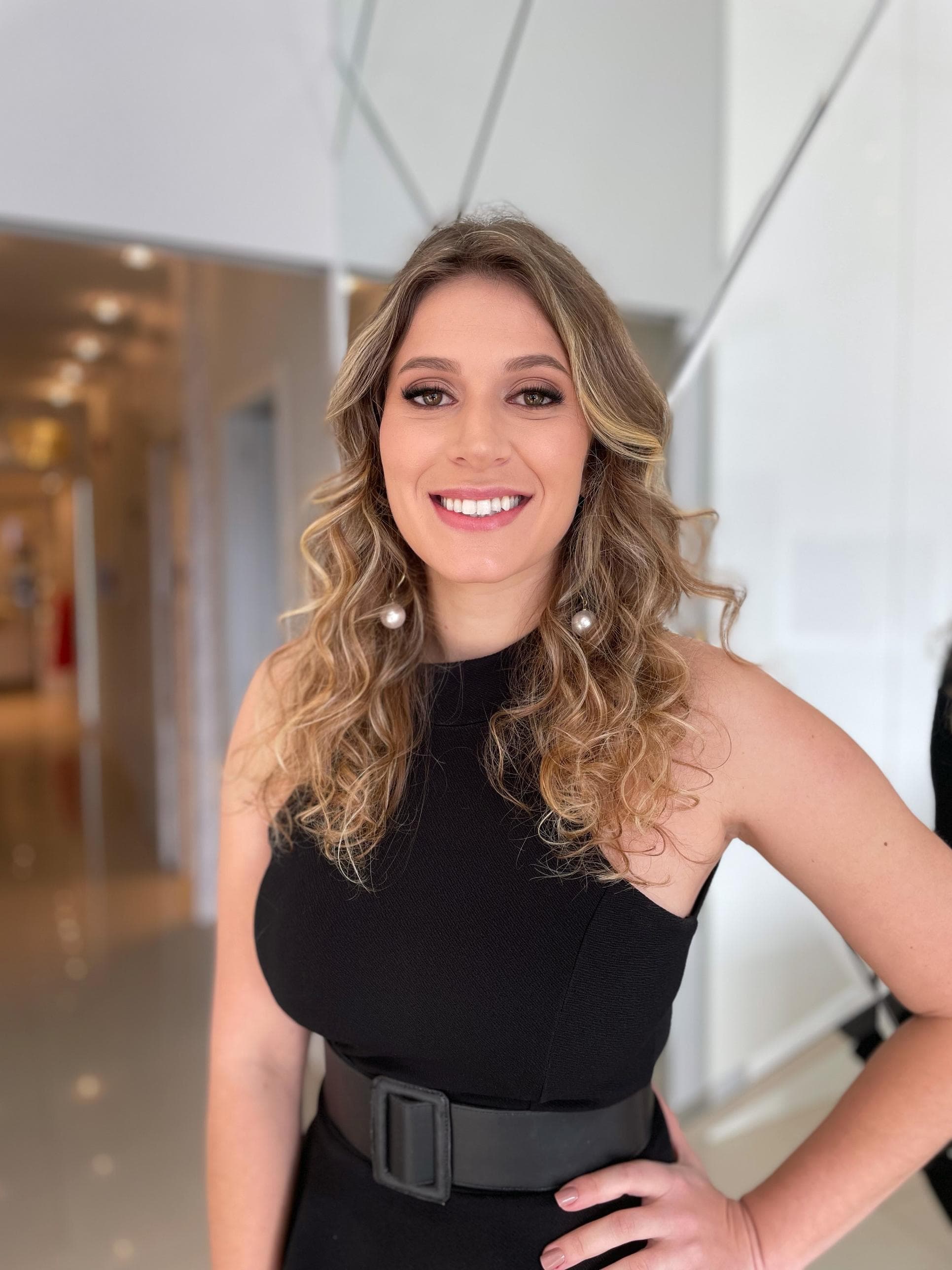 Cliente com penteado para ocasião especial